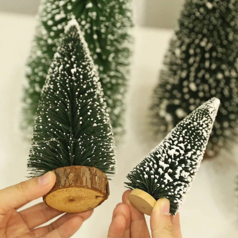 Mini Pinheiros de Natal com luz LED
