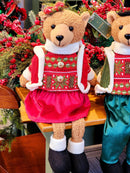 URSO MENINA SENTADA COM VESTIDO VERMELHO 56CM - PRÉ VENDA 2025